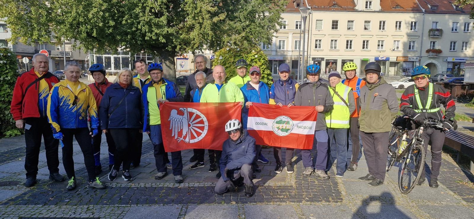 Zdjęcie w galerii na portalu naszraciborz.pl: XXVI Rajd Zakończenie Sezonu Kolarskiego w Raciborzu wiadomości z regionu
