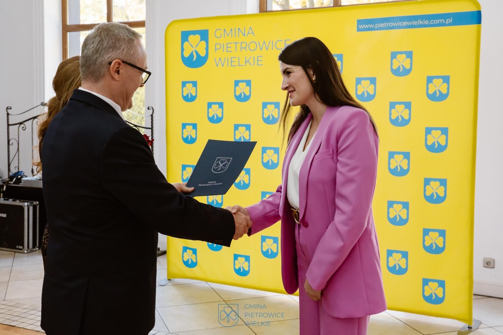 Zdjęcie w galerii na portalu naszraciborz.pl: Dzień Edukacji Narodowej w gminie Pietrowice Wielkie [FOTO] wiadomości z regionu