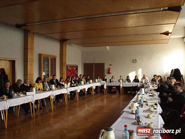 Zdjęcie w galerii na portalu naszraciborz.pl: Opozycjonista złożył gratulacje wiadomości z regionu