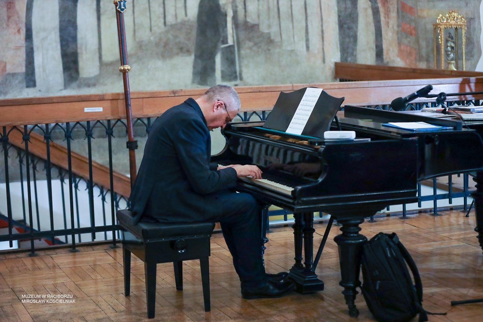 Zdjęcie w galerii na portalu naszraciborz.pl: Skwer przy Wojska Polskiego-Karola Miarki ma patrona – Clausa Ogermana wiadomości z regionu