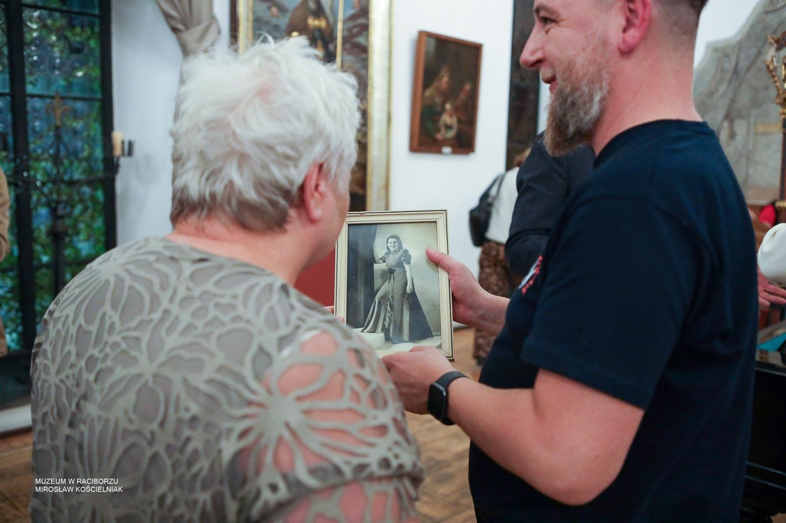 Zdjęcie w galerii na portalu naszraciborz.pl: Skwer przy Wojska Polskiego-Karola Miarki ma patrona – Clausa Ogermana wiadomości z regionu