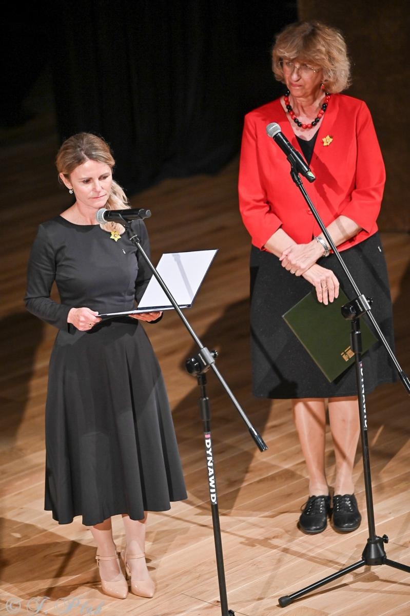 Zdjęcie w galerii na portalu naszraciborz.pl: Głosy dla Hospicjum 2025 – koncert dobroczynny w Raciborskim Centrum Kultury wiadomości z regionu