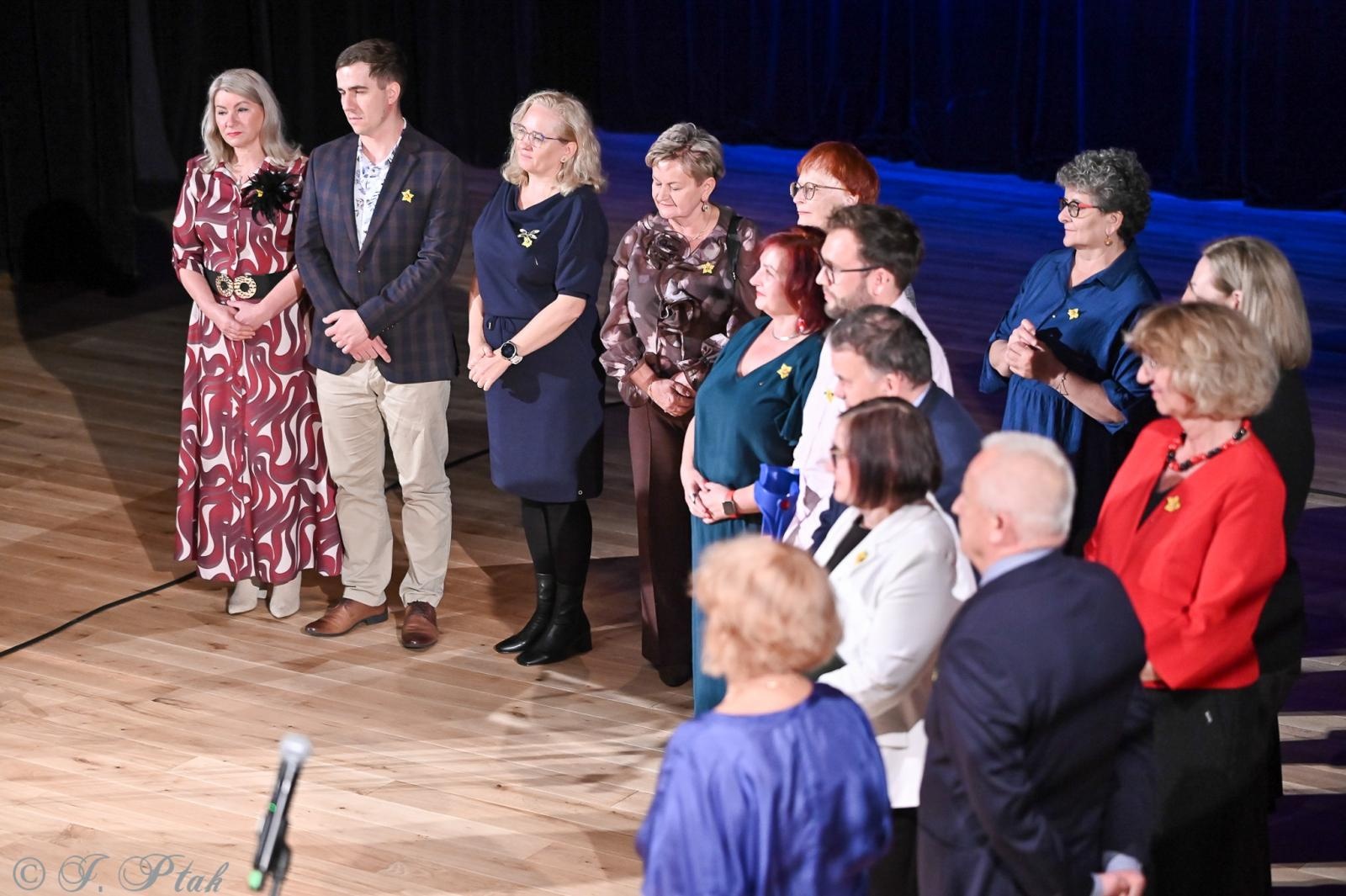 Zdjęcie w galerii na portalu naszraciborz.pl: Głosy dla Hospicjum 2025 – koncert dobroczynny w Raciborskim Centrum Kultury wiadomości z regionu