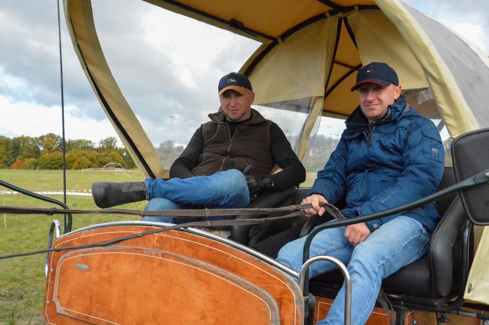 Zdjęcie w galerii na portalu naszraciborz.pl: Hubertus w Kornowacu – jeźdźcy, tradycja i dobra zabawa [FOTO i WIDEO] wiadomości z regionu