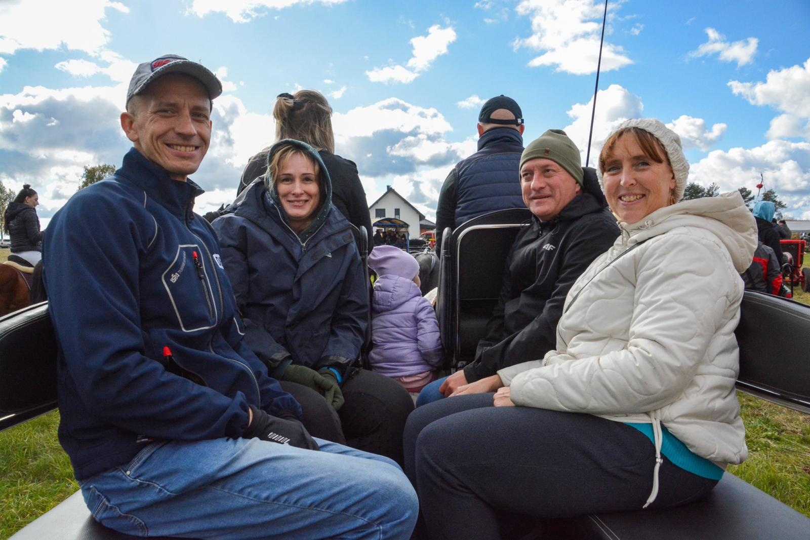 Zdjęcie w galerii na portalu naszraciborz.pl: Hubertus w Kornowacu – jeźdźcy, tradycja i dobra zabawa [FOTO i WIDEO] wiadomości z regionu