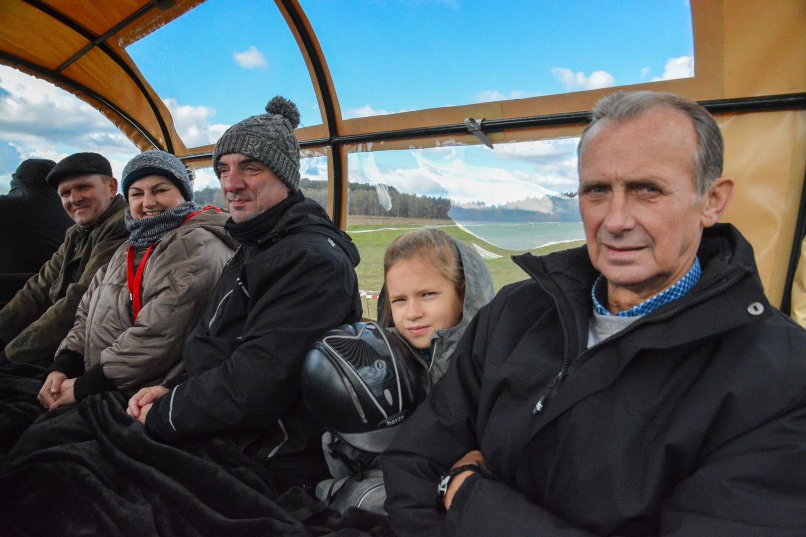 Zdjęcie w galerii na portalu naszraciborz.pl: Hubertus w Kornowacu – jeźdźcy, tradycja i dobra zabawa [FOTO i WIDEO] wiadomości z regionu