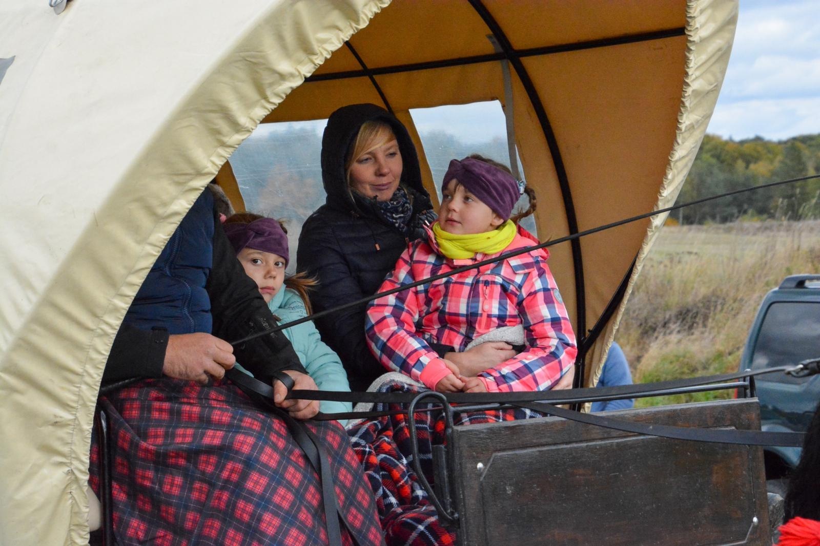 Zdjęcie w galerii na portalu naszraciborz.pl: Hubertus w Kornowacu – jeźdźcy, tradycja i dobra zabawa [FOTO i WIDEO] wiadomości z regionu