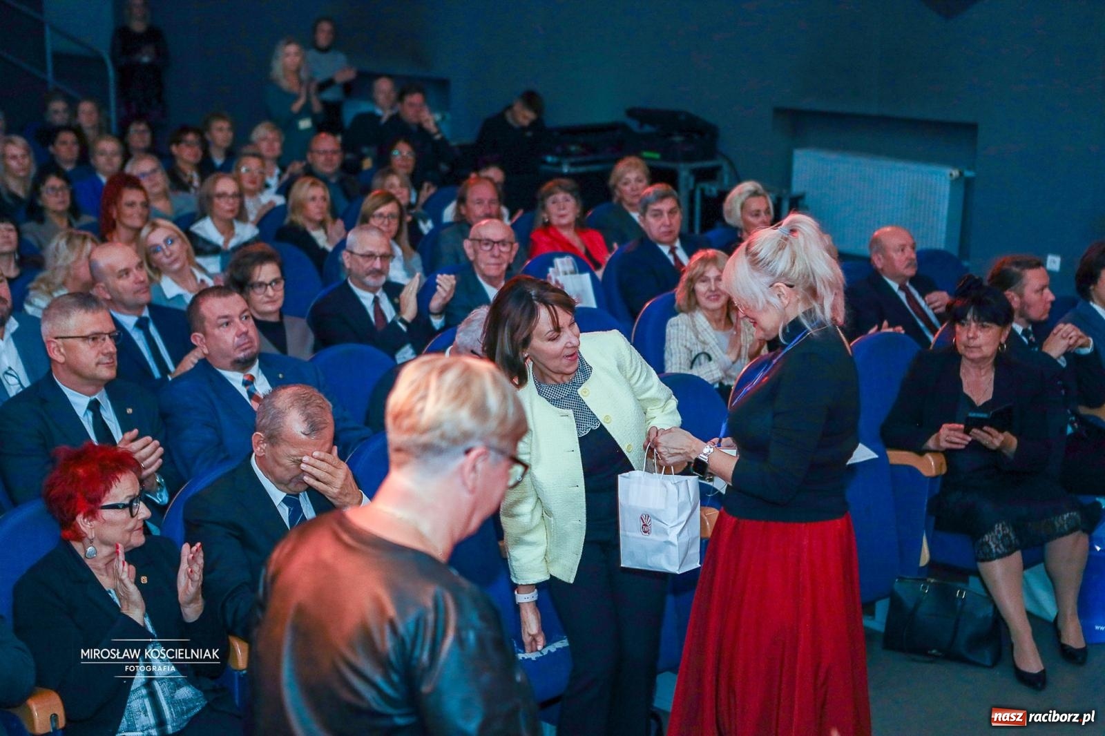 Zdjęcie w galerii na portalu naszraciborz.pl: 120 lat ZNP i 80 lat działalności w Raciborzu. Uroczysty Dzień Związkowca w Strzesze [FOTO] wiadomości z regionu