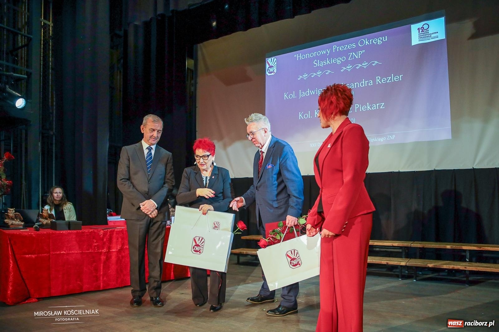 Zdjęcie w galerii na portalu naszraciborz.pl: 120 lat ZNP i 80 lat działalności w Raciborzu. Uroczysty Dzień Związkowca w Strzesze [FOTO] wiadomości z regionu