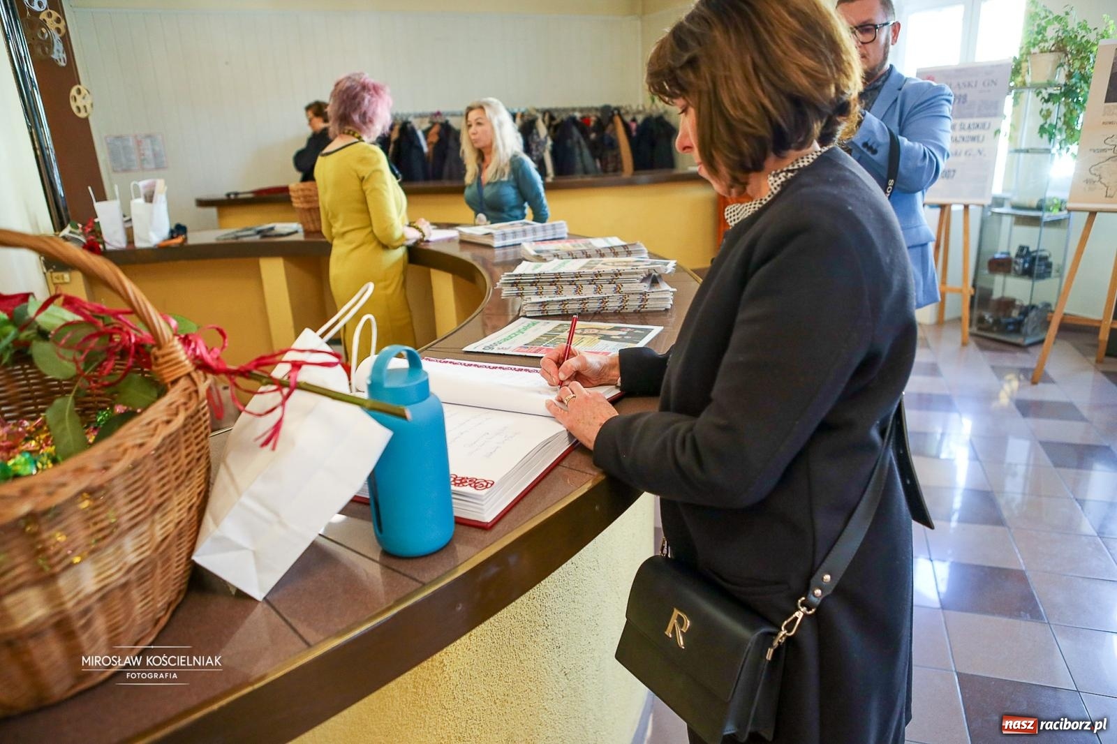 Zdjęcie w galerii na portalu naszraciborz.pl: 120 lat ZNP i 80 lat działalności w Raciborzu. Uroczysty Dzień Związkowca w Strzesze [FOTO] wiadomości z regionu