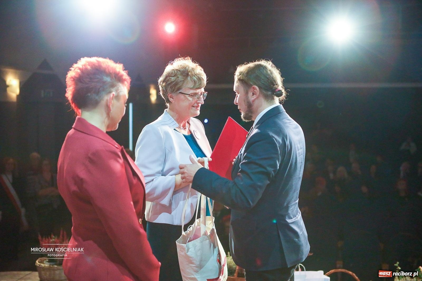 Zdjęcie w galerii na portalu naszraciborz.pl: 120 lat ZNP i 80 lat działalności w Raciborzu. Uroczysty Dzień Związkowca w Strzesze [FOTO] wiadomości z regionu