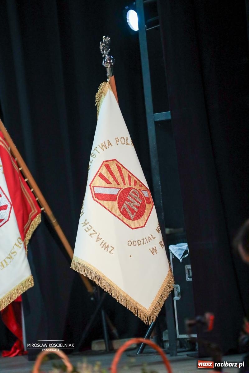 Zdjęcie w galerii na portalu naszraciborz.pl: 120 lat ZNP i 80 lat działalności w Raciborzu. Uroczysty Dzień Związkowca w Strzesze [FOTO] wiadomości z regionu