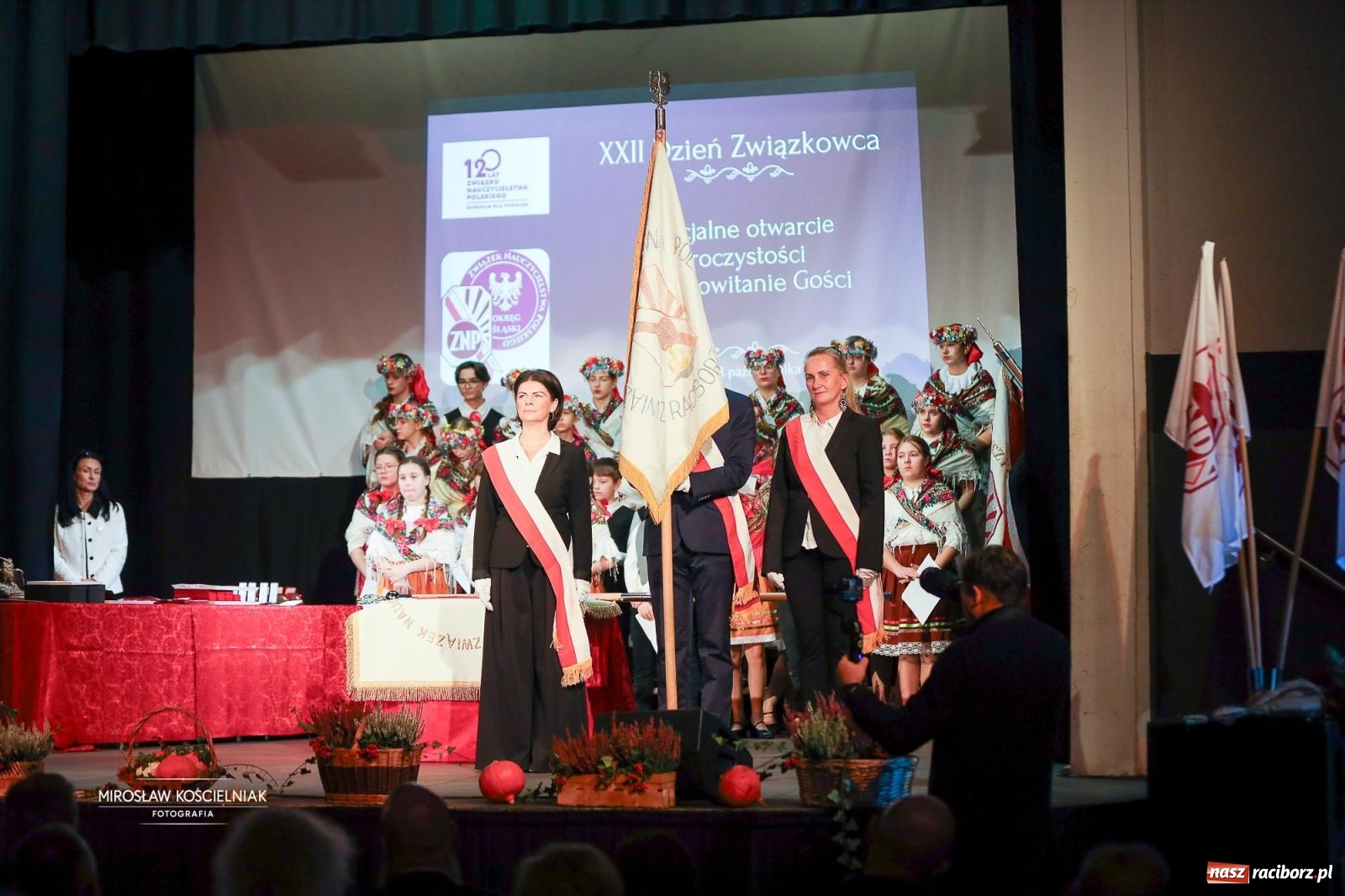 Zdjęcie w galerii na portalu naszraciborz.pl: 120 lat ZNP i 80 lat działalności w Raciborzu. Uroczysty Dzień Związkowca w Strzesze [FOTO] wiadomości z regionu