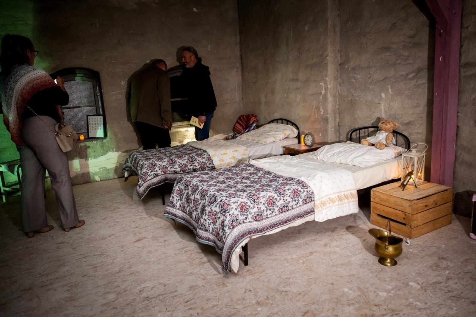 Zdjęcie w galerii na portalu naszraciborz.pl: Na tropie raciborskich masonów. Historyczny wieczór w raciborskim ośrodku dla niesłyszących [FOTO] wiadomości z regionu