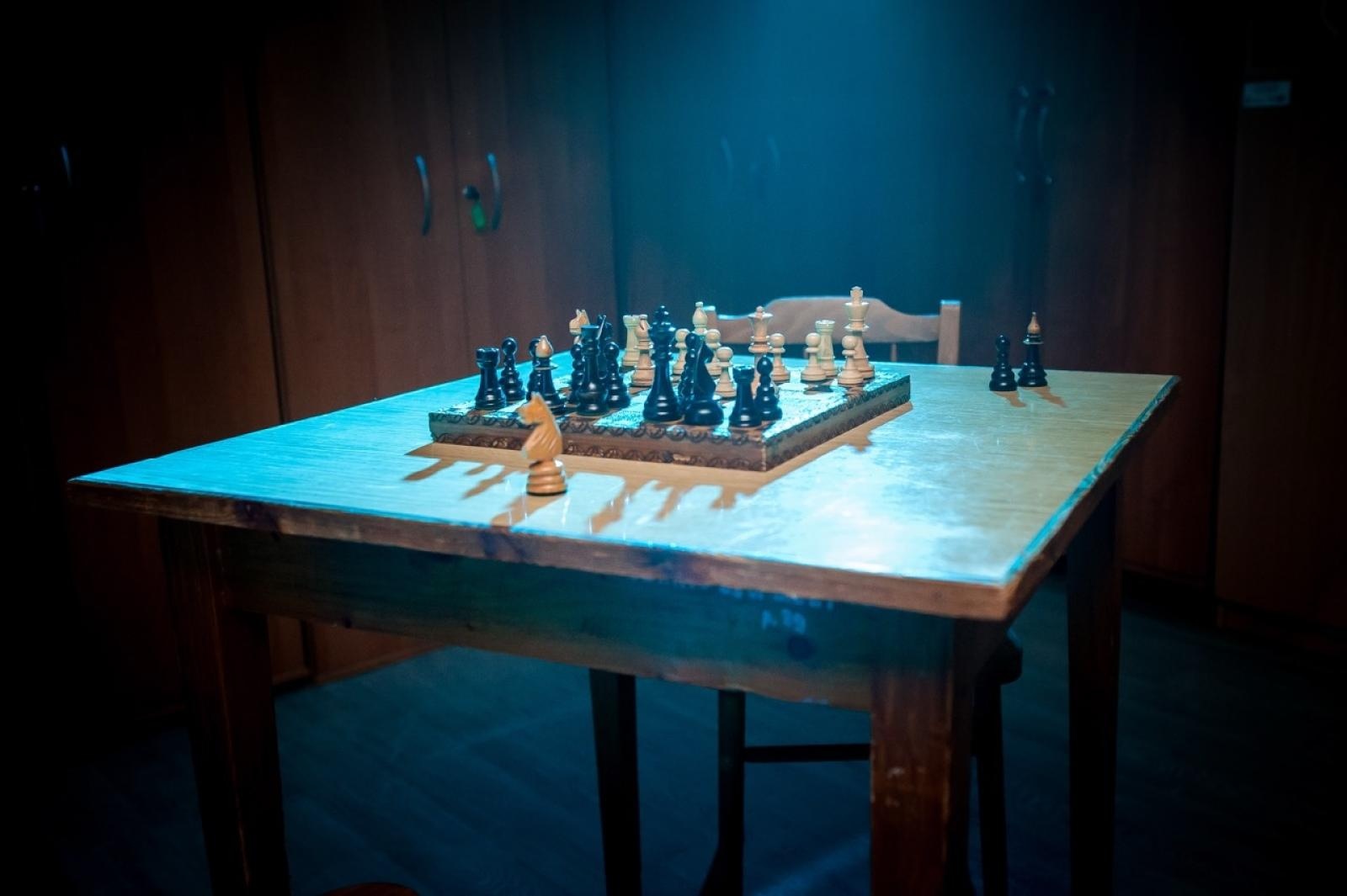 Zdjęcie w galerii na portalu naszraciborz.pl: Na tropie raciborskich masonów. Historyczny wieczór w raciborskim ośrodku dla niesłyszących [FOTO] wiadomości z regionu