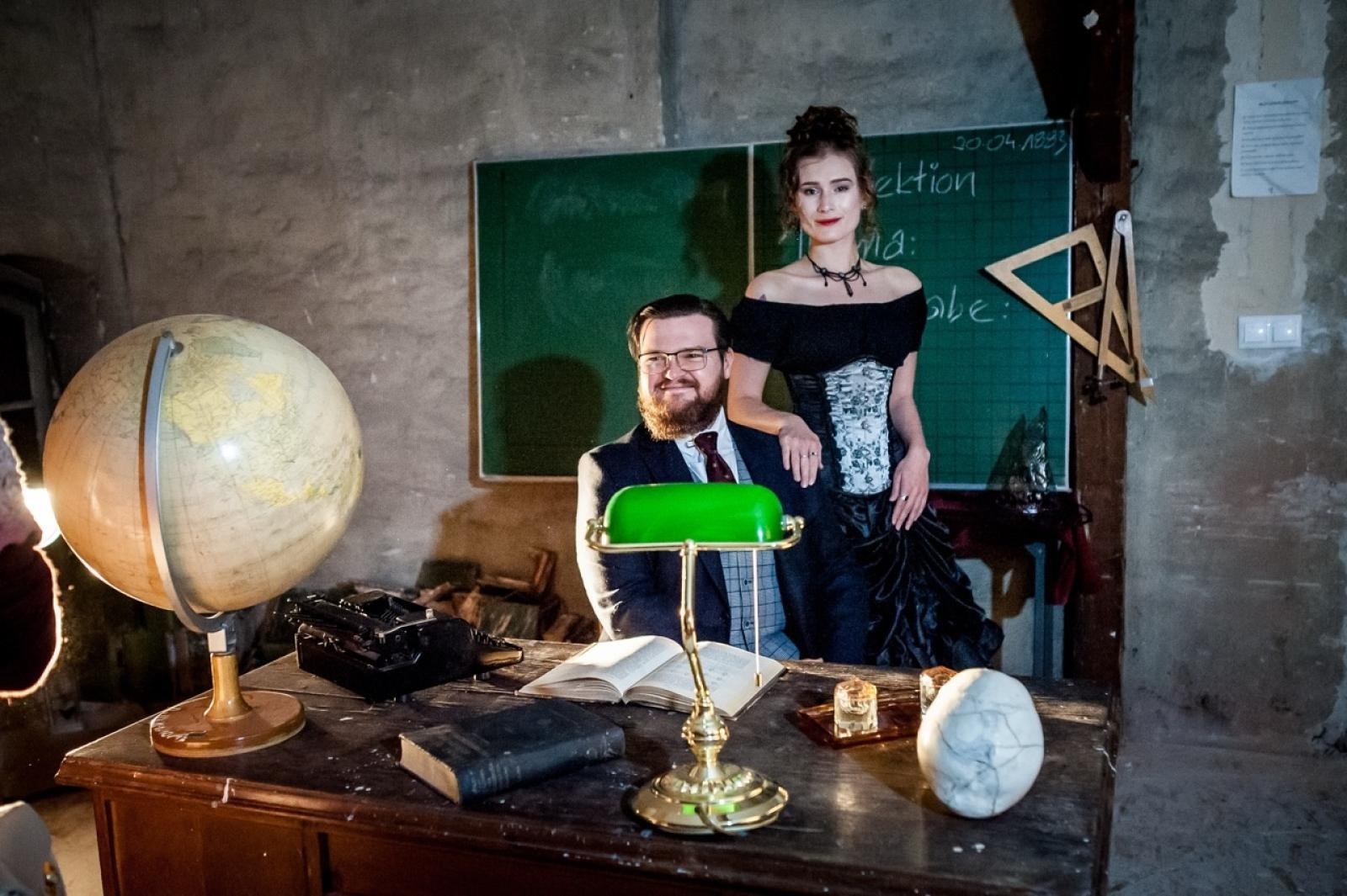 Zdjęcie w galerii na portalu naszraciborz.pl: Na tropie raciborskich masonów. Historyczny wieczór w raciborskim ośrodku dla niesłyszących [FOTO] wiadomości z regionu