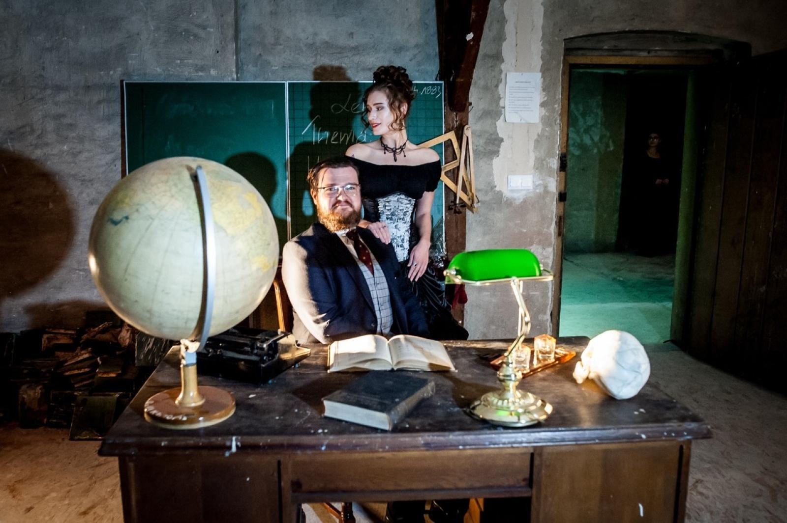 Zdjęcie w galerii na portalu naszraciborz.pl: Na tropie raciborskich masonów. Historyczny wieczór w raciborskim ośrodku dla niesłyszących [FOTO] wiadomości z regionu