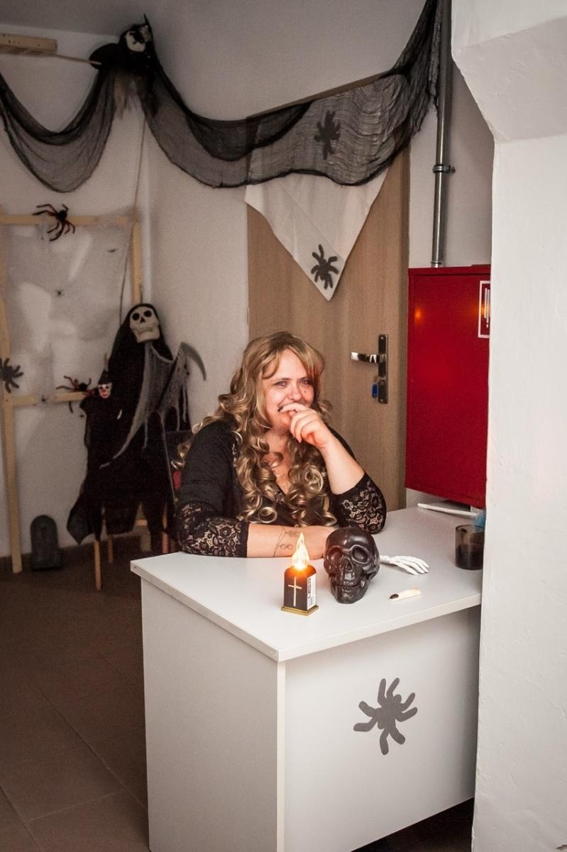 Zdjęcie w galerii na portalu naszraciborz.pl: Na tropie raciborskich masonów. Historyczny wieczór w raciborskim ośrodku dla niesłyszących [FOTO] wiadomości z regionu