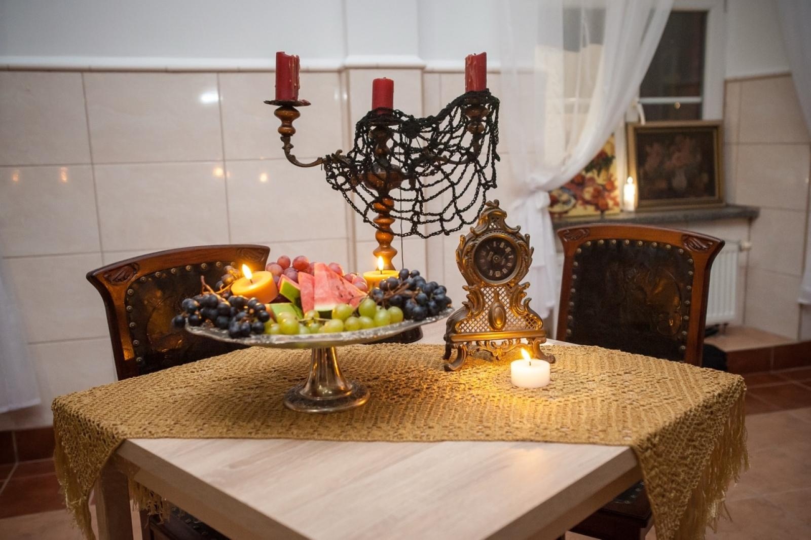 Zdjęcie w galerii na portalu naszraciborz.pl: Na tropie raciborskich masonów. Historyczny wieczór w raciborskim ośrodku dla niesłyszących [FOTO] wiadomości z regionu