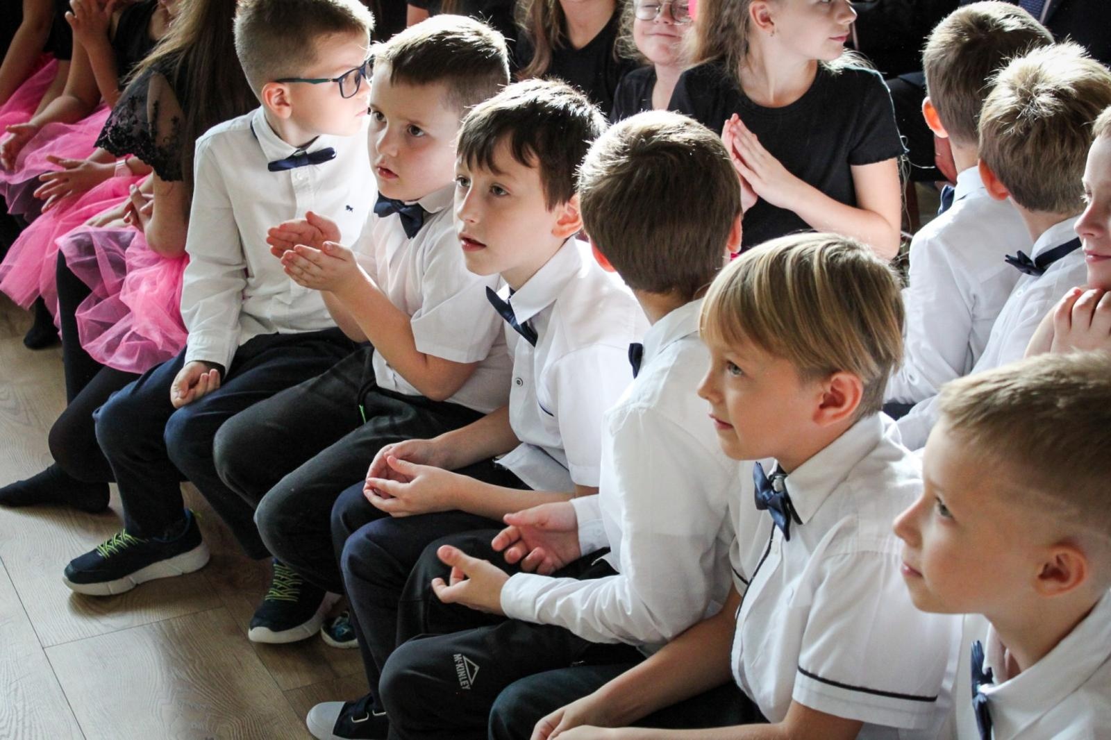 Zdjęcie w galerii na portalu naszraciborz.pl: Zielona lekcja w plenerze. Otwarto Ekopracownię pod chmurką w Babicach wiadomości z regionu