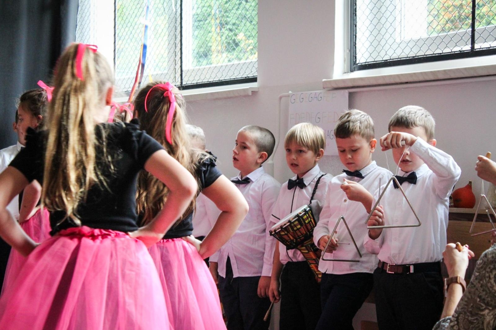 Zdjęcie w galerii na portalu naszraciborz.pl: Zielona lekcja w plenerze. Otwarto Ekopracownię pod chmurką w Babicach wiadomości z regionu