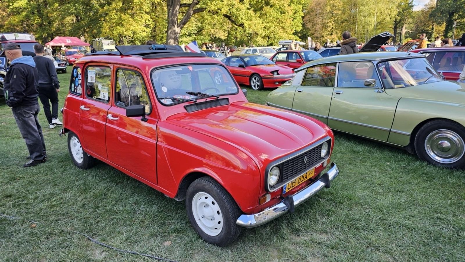 Zdjęcie w galerii na portalu naszraciborz.pl: Smaki i motoryzacyjne emocje w Mosznej. V Rajd Hubertus Classic połączył pasję do klasyki z tradycją jeździecką wiadomości z regionu