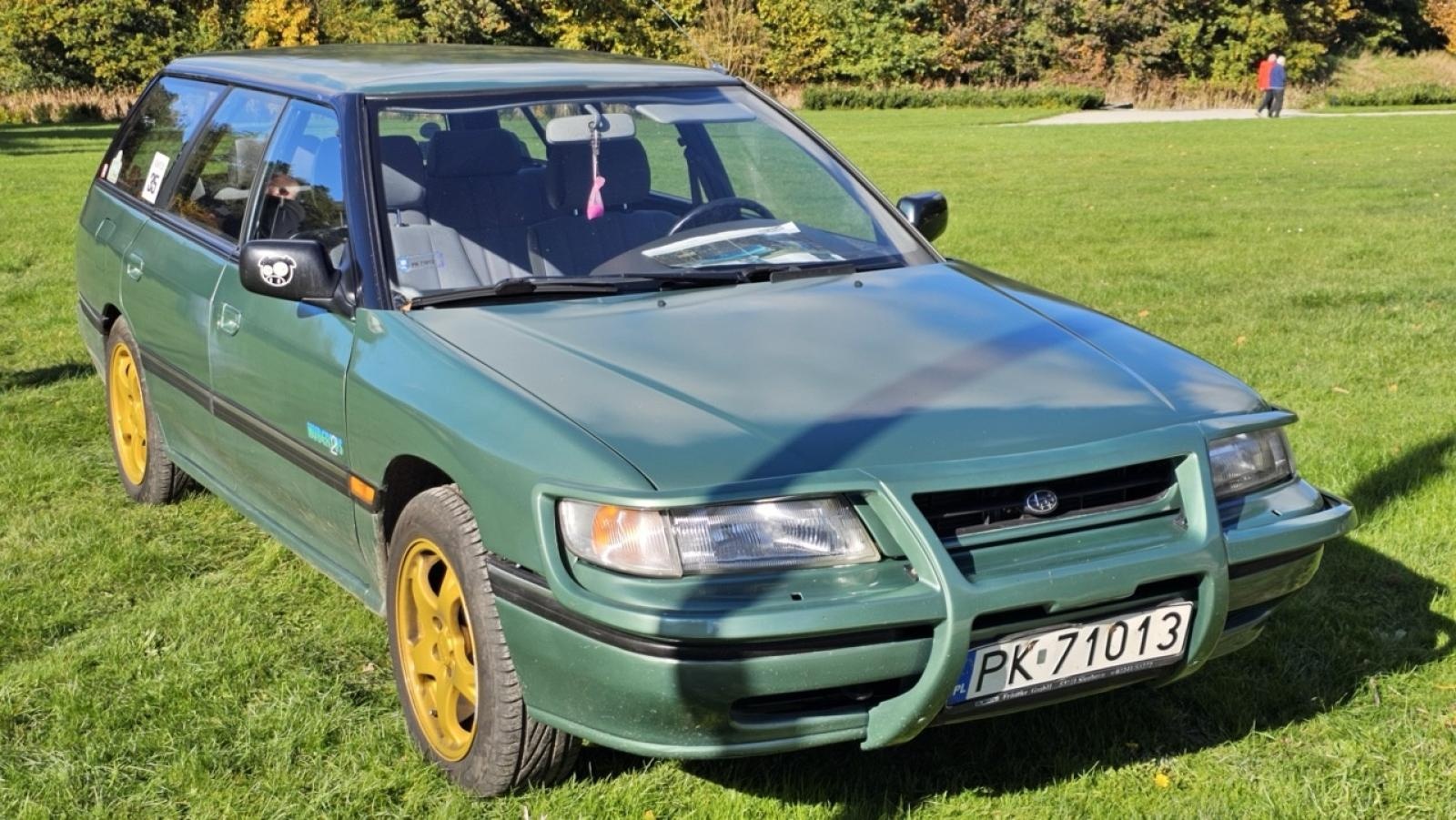 Zdjęcie w galerii na portalu naszraciborz.pl: Smaki i motoryzacyjne emocje w Mosznej. V Rajd Hubertus Classic połączył pasję do klasyki z tradycją jeździecką wiadomości z regionu