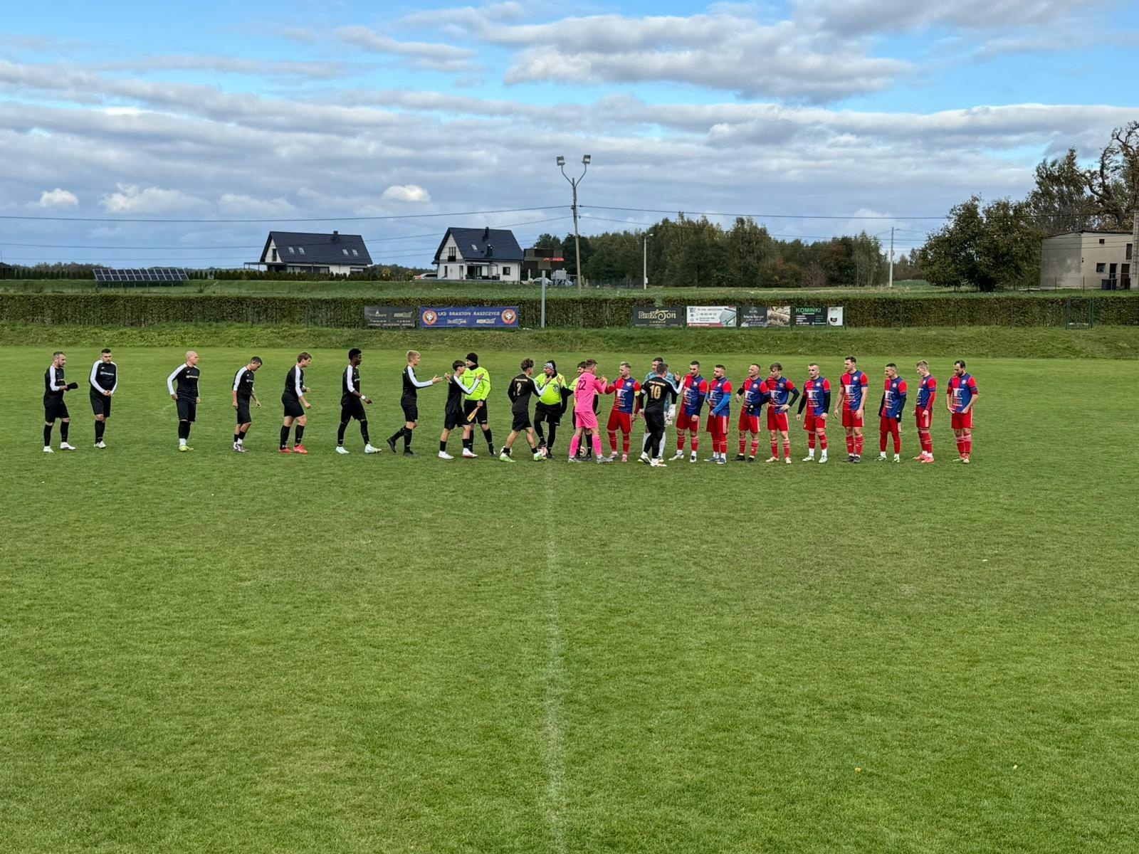 Zdjęcie w galerii na portalu naszraciborz.pl: Twierdza nie do zdobycia. Kolejna wygrana LKS Brax-Ton Raszczyce wiadomości z regionu