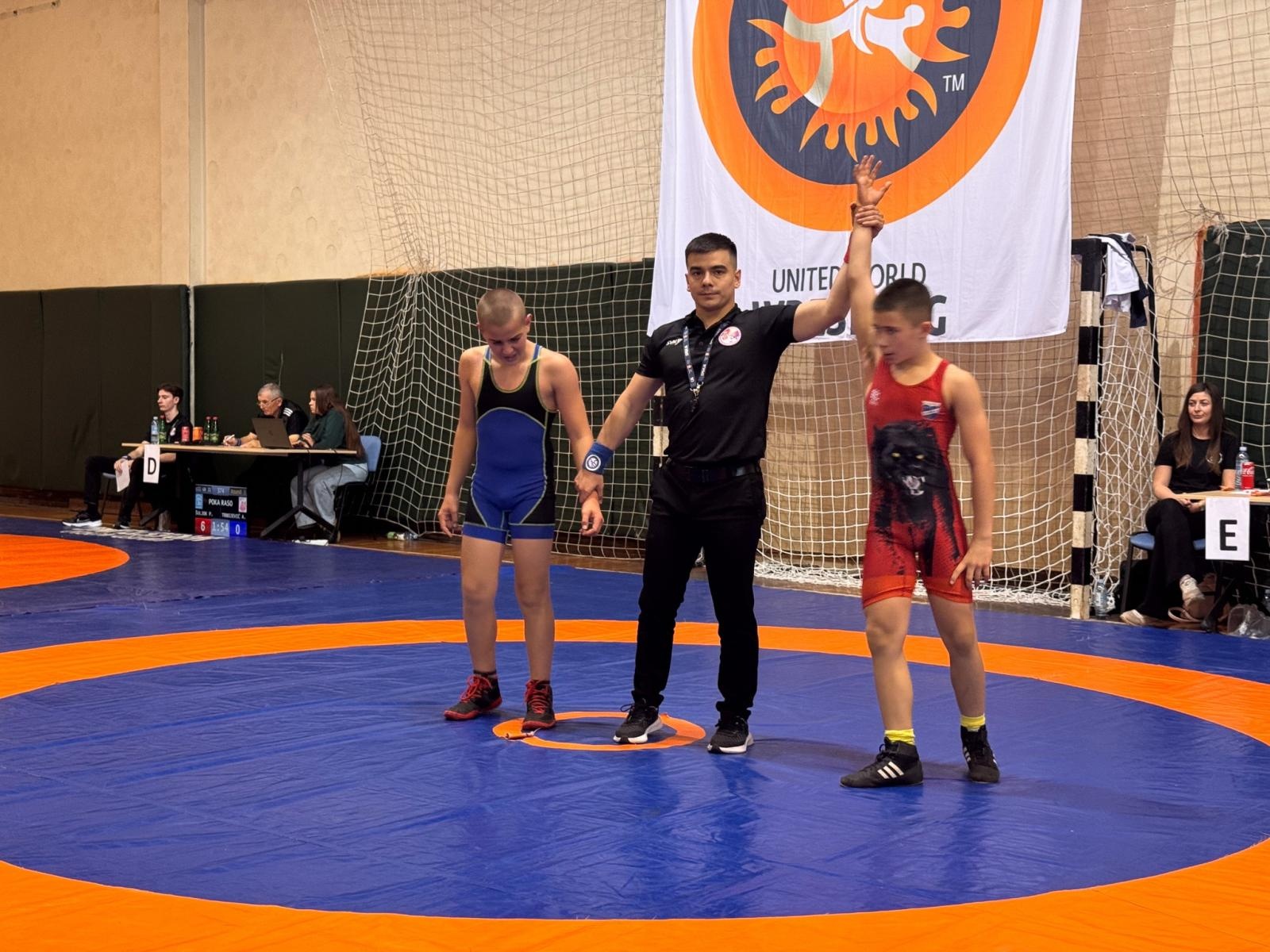 Zdjęcie w galerii na portalu naszraciborz.pl: Raciborscy zapaśnicy z medalami w Serbii! wiadomości z regionu