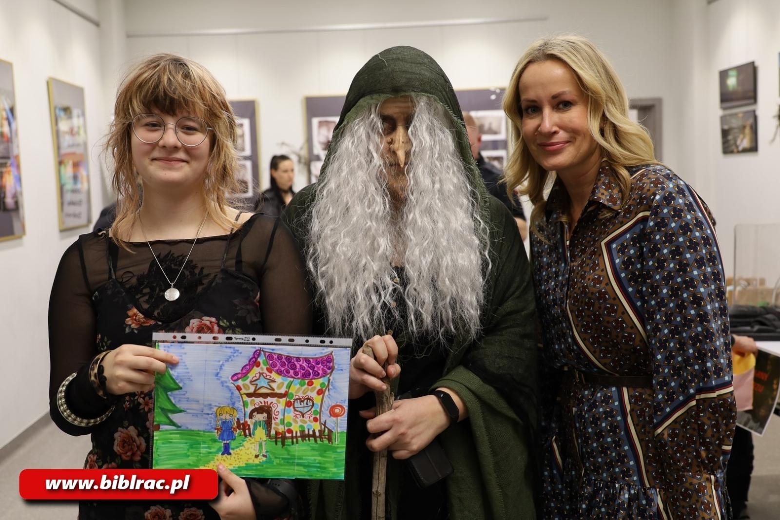 Zdjęcie w galerii na portalu naszraciborz.pl: Czy dzieciom udało się odnaleźć magiczną księgę, czyli NOC BIBLIOTEK na bis wiadomości z regionu