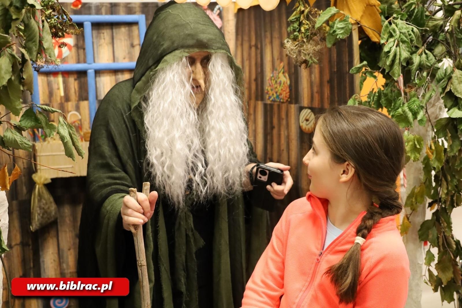 Zdjęcie w galerii na portalu naszraciborz.pl: Czy dzieciom udało się odnaleźć magiczną księgę, czyli NOC BIBLIOTEK na bis wiadomości z regionu