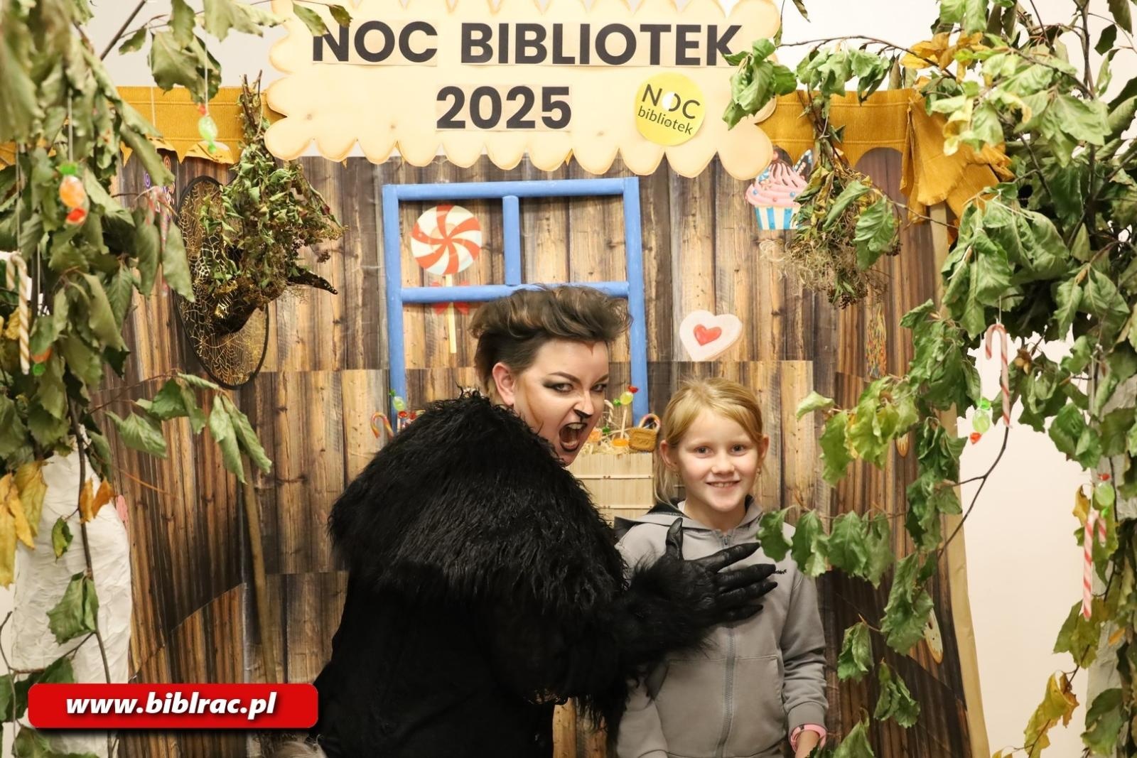 Zdjęcie w galerii na portalu naszraciborz.pl: Czy dzieciom udało się odnaleźć magiczną księgę, czyli NOC BIBLIOTEK na bis wiadomości z regionu