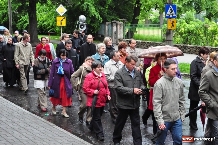 Zdjęcie w galerii na portalu naszraciborz.pl: Maszerowali dla życia wiadomości z regionu