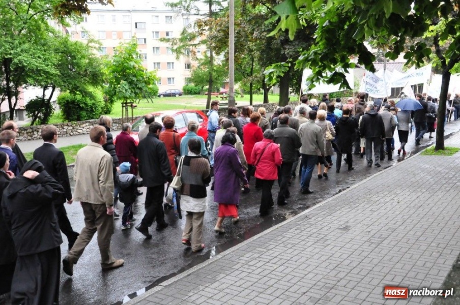 Zdjęcie w galerii na portalu naszraciborz.pl: Maszerowali dla życia wiadomości z regionu