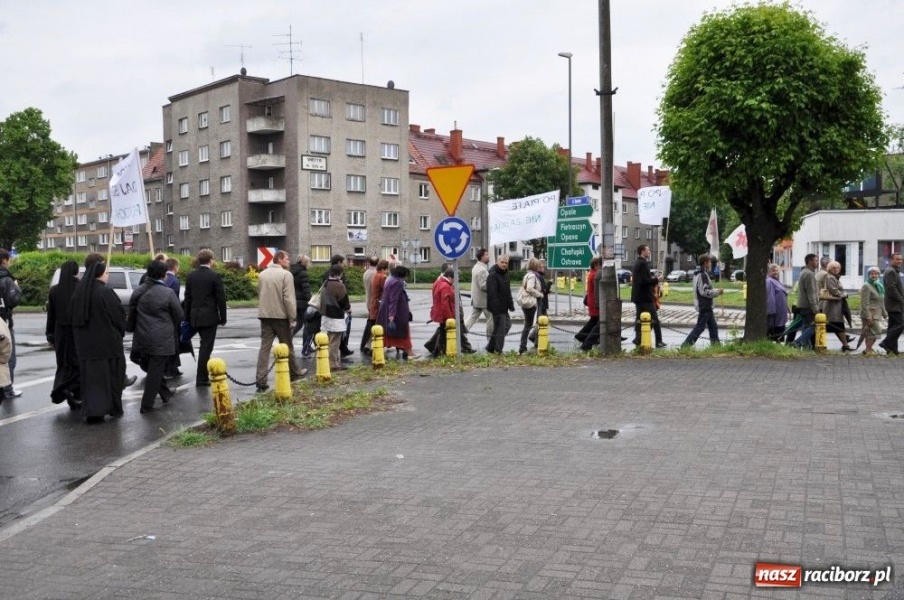 Zdjęcie w galerii na portalu naszraciborz.pl: Maszerowali dla życia wiadomości z regionu