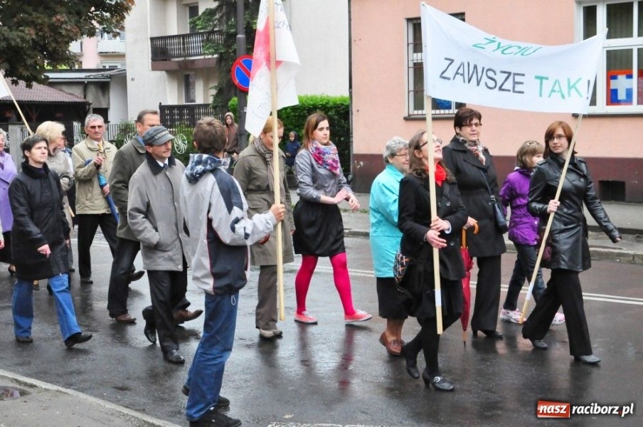Zdjęcie w galerii na portalu naszraciborz.pl: Maszerowali dla życia wiadomości z regionu