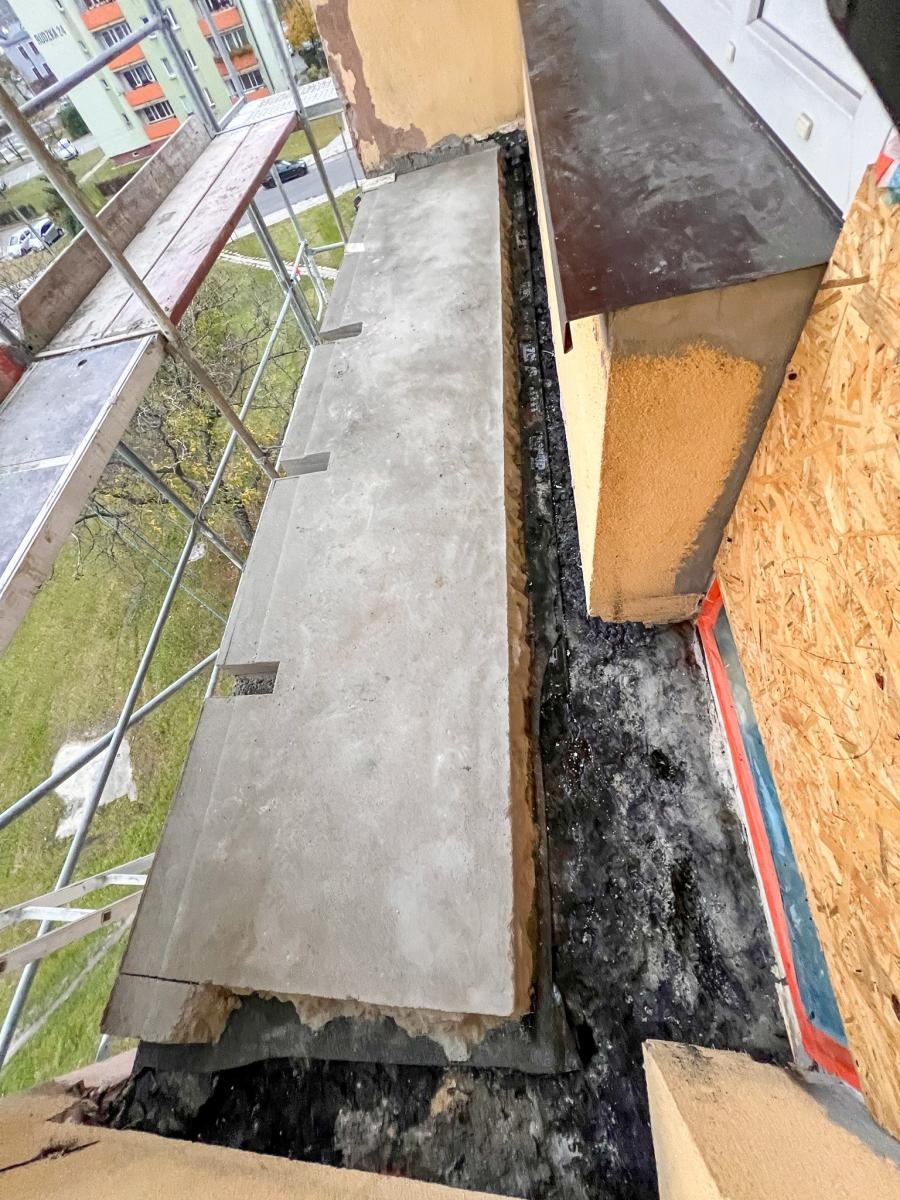 Zdjęcie w galerii na portalu naszraciborz.pl: Mieszkańcy bloku na Ostrogu walczą z drażniącym zapachem chemikaliów w ich mieszkaniach wiadomości z regionu