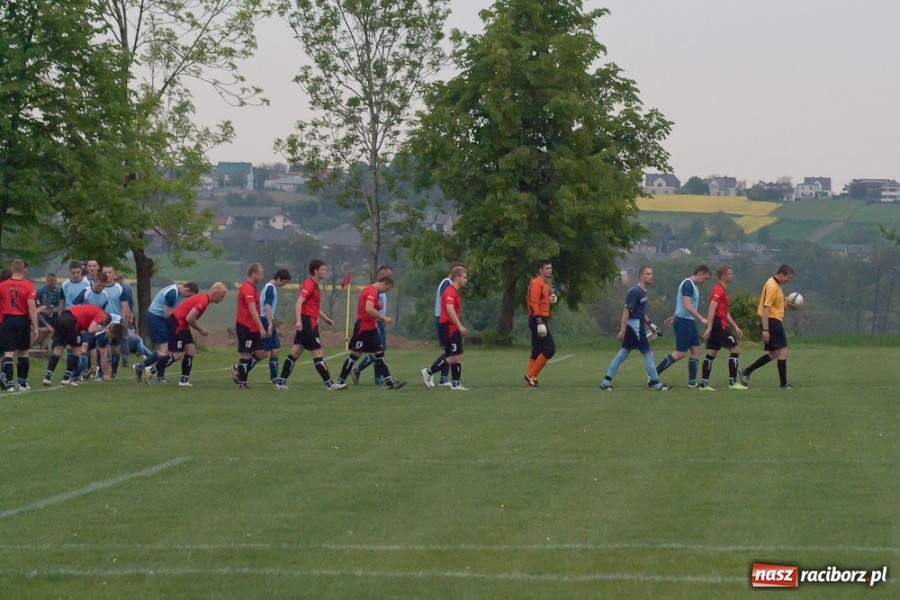 Zdjęcie w galerii na portalu naszraciborz.pl: Melduję, Borucin gotowy do awansu! wiadomości z regionu