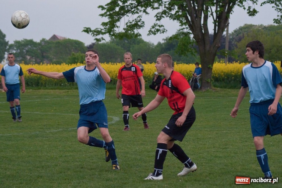 Zdjęcie w galerii na portalu naszraciborz.pl: Melduję, Borucin gotowy do awansu! wiadomości z regionu