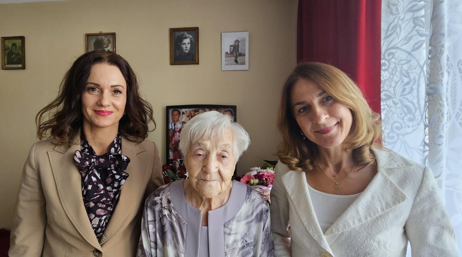 Zdjęcie w galerii na portalu naszraciborz.pl: Setne urodziny Marianny Pasierb z Raciborza – wyjątkowy jubileusz wiadomości z regionu