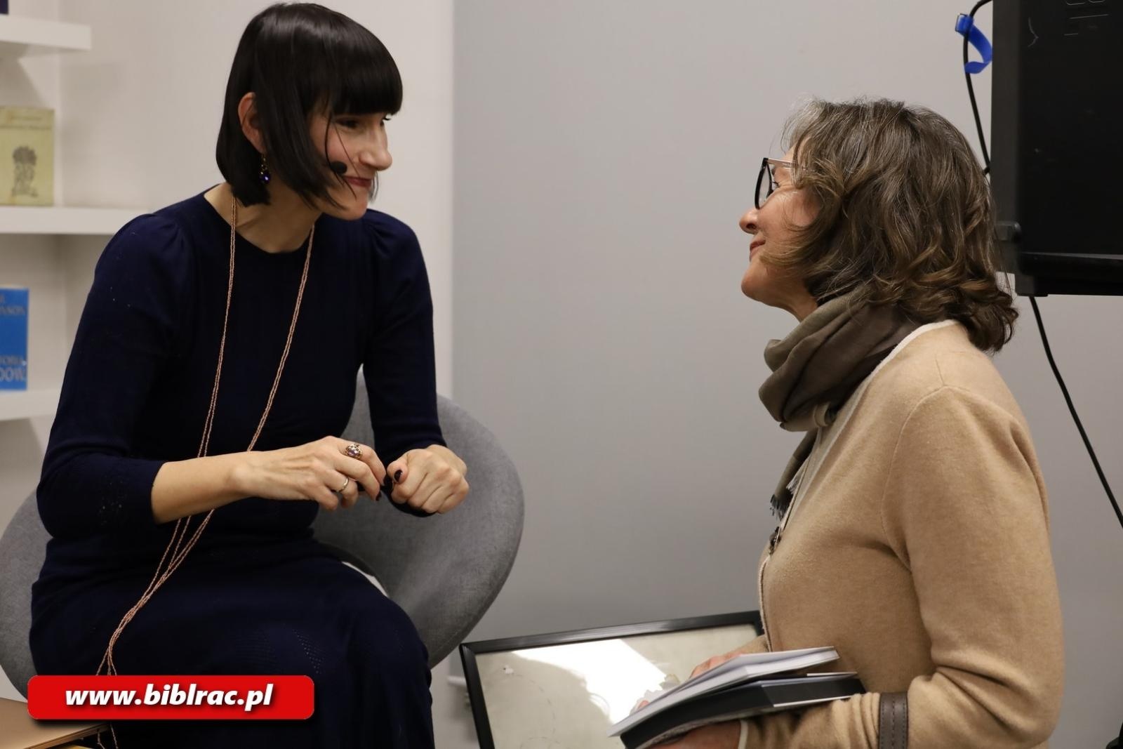 Zdjęcie w galerii na portalu naszraciborz.pl: W drodze z Abrahamem - spotkanie z Katarzyną Rybińską w bibliotece wiadomości z regionu