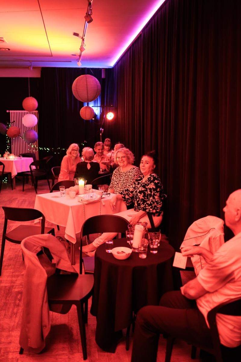 Zdjęcie w galerii na portalu naszraciborz.pl: Fajfy jak za dawnych lat. Za nami drugi podwieczorek taneczny dla seniorów wiadomości z regionu