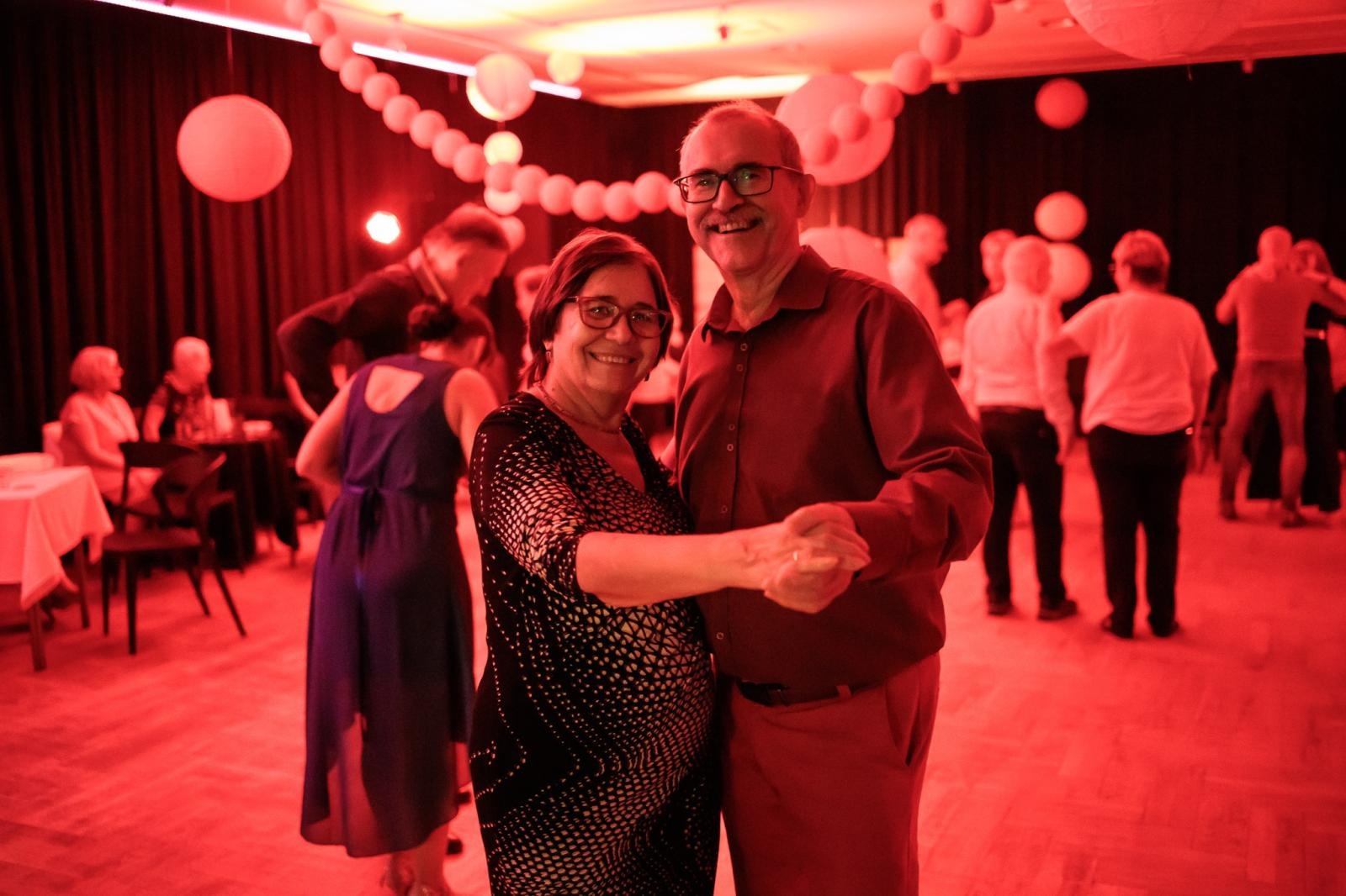 Zdjęcie w galerii na portalu naszraciborz.pl: Fajfy jak za dawnych lat. Za nami drugi podwieczorek taneczny dla seniorów wiadomości z regionu