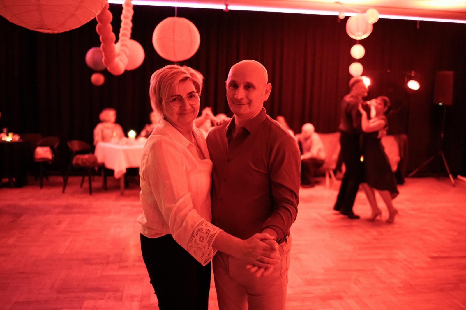 Zdjęcie w galerii na portalu naszraciborz.pl: Fajfy jak za dawnych lat. Za nami drugi podwieczorek taneczny dla seniorów wiadomości z regionu