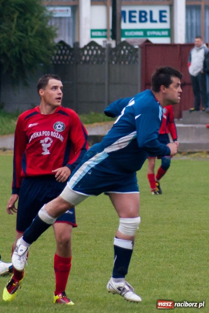 Zdjęcie w galerii na portalu naszraciborz.pl: Deszczowe zwycięstwo Tworkowa wiadomości z regionu