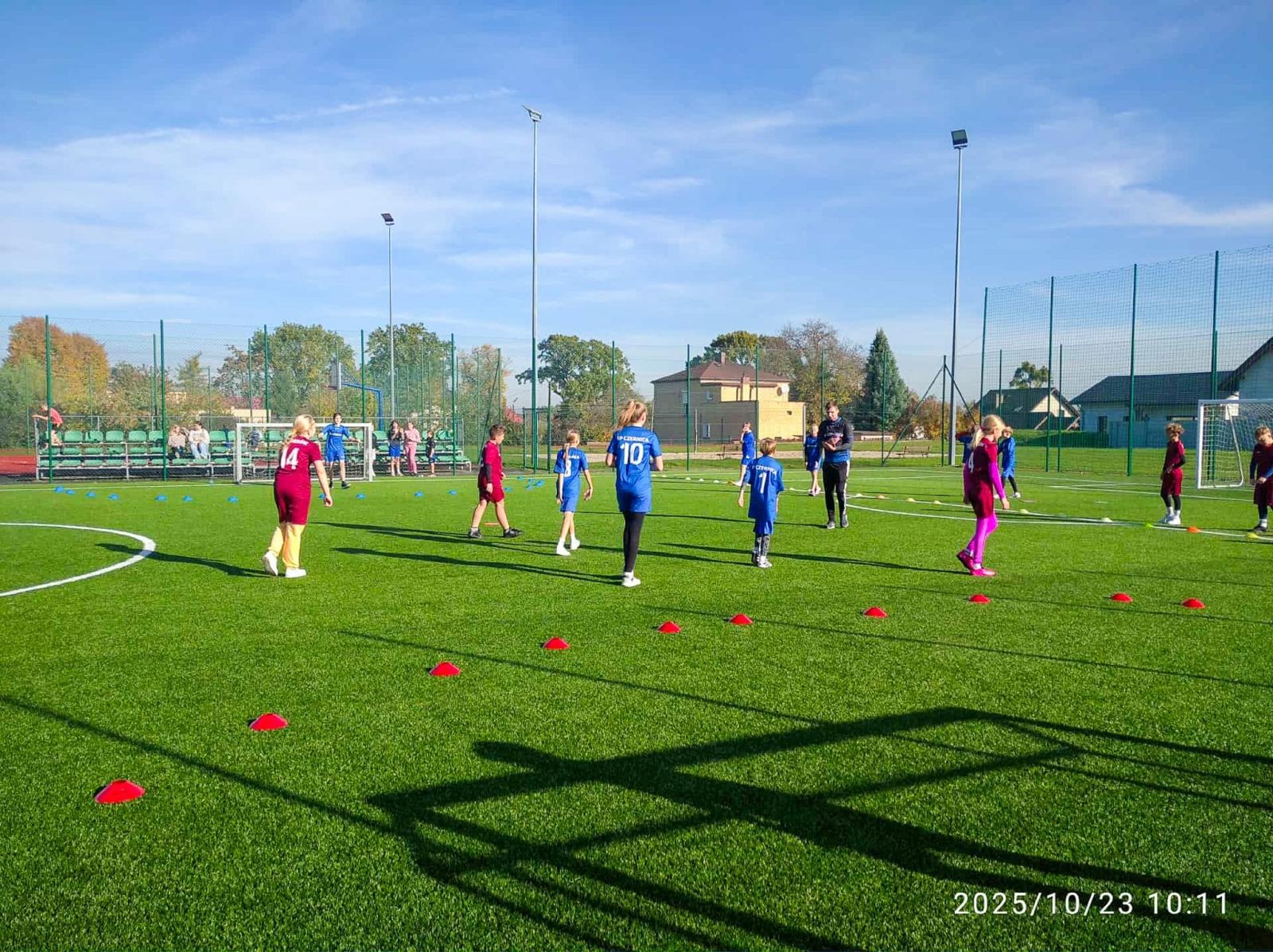 Zdjęcie w galerii na portalu naszraciborz.pl: Turniej Ręczna na Orliku 2025 – emocje w Tworkowie wiadomości z regionu