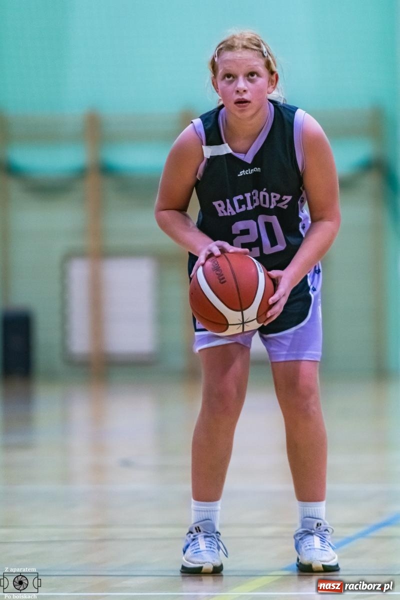 Zdjęcie w galerii na portalu naszraciborz.pl: Gładka wygrana koszykarek MiniBasketball Racibórz [FOTO] wiadomości z regionu