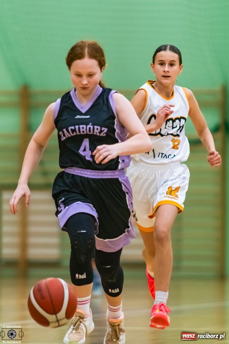 Zdjęcie w galerii na portalu naszraciborz.pl: Gładka wygrana koszykarek MiniBasketball Racibórz [FOTO] wiadomości z regionu