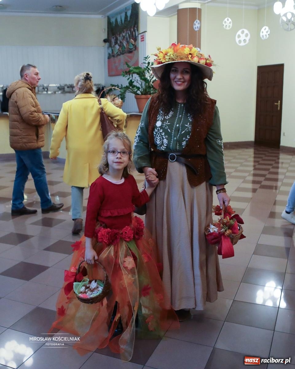 Zdjęcie w galerii na portalu naszraciborz.pl: 50-lecie Przedszkola nr 3 w Raciborzu w RCK Strzecha [FOTO i WIDEO] wiadomości z regionu