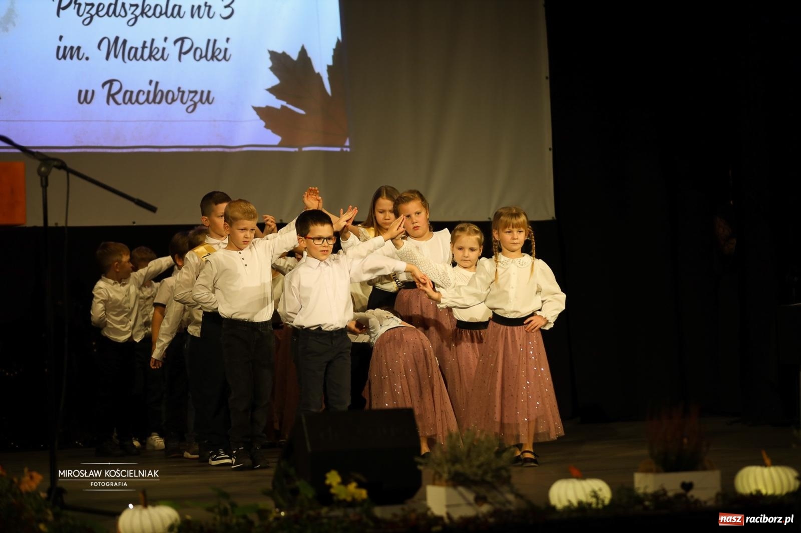 Zdjęcie w galerii na portalu naszraciborz.pl: 50-lecie Przedszkola nr 3 w Raciborzu w RCK Strzecha [FOTO i WIDEO] wiadomości z regionu